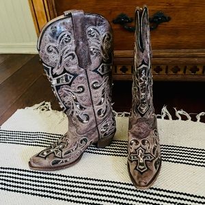 Corral Boots Western with crosses and sequin inlay